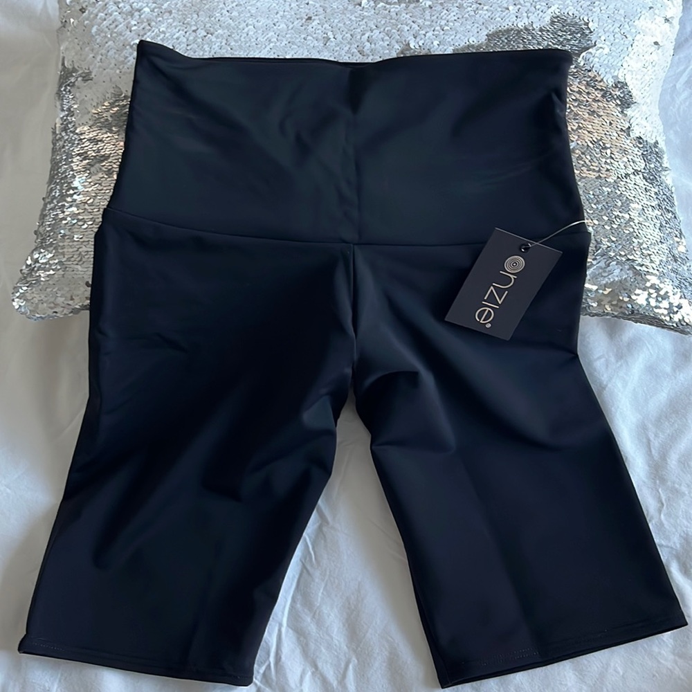 ONZIE brand new High Rise Bike short